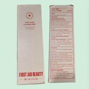 💕 2 for $40 💕 first aid beauty - Body Acne Clearing Mist